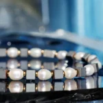 Pearl - Hematite Cube Bracelet I (4-7mm) - Image 2